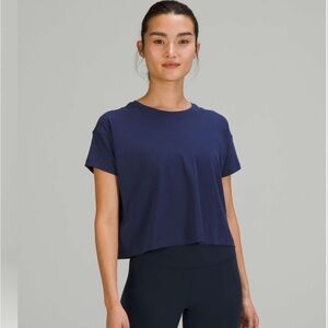 NWT Lululemon Cates Tee Night Sea 8